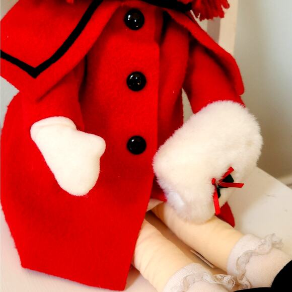 Madeline Christmas Gift Set – 1990 Eden Doll + “Madeline’s Christmas” 1985 Book - Picture 10 of 16